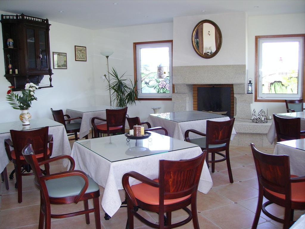 Chez Katy Et Dede Hotel Bangor Buitenkant foto